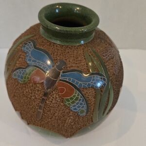 Nicaraguan Art Pottery Signed Vase Dragonflies Lotus Flwrs Relief Carved Salazar